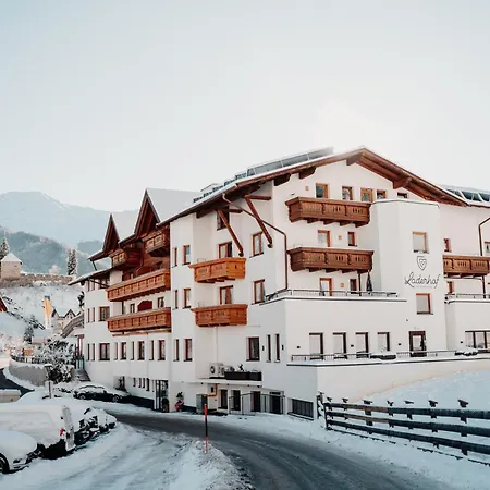 Laderhof Hotel 4*