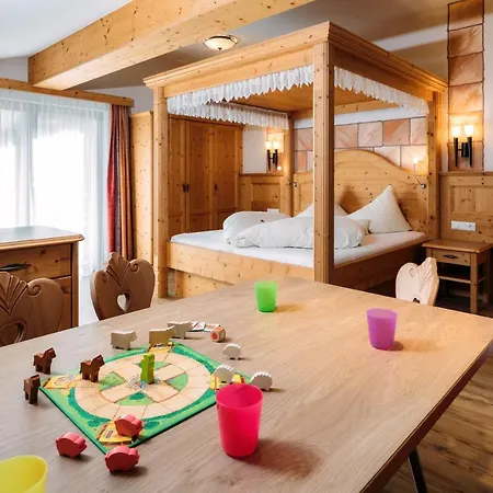 Kinderhotel Laderhof Hotel 4*