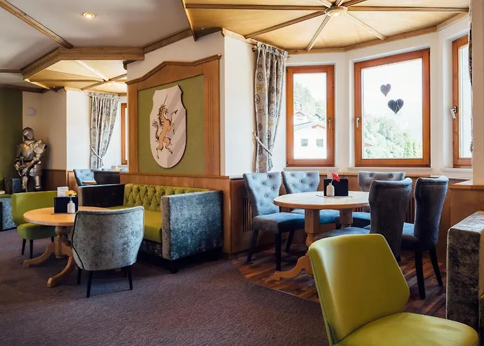 ホテル Laderhof 4*