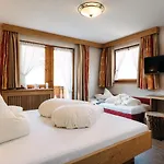 Laderhof Hotel Ladis