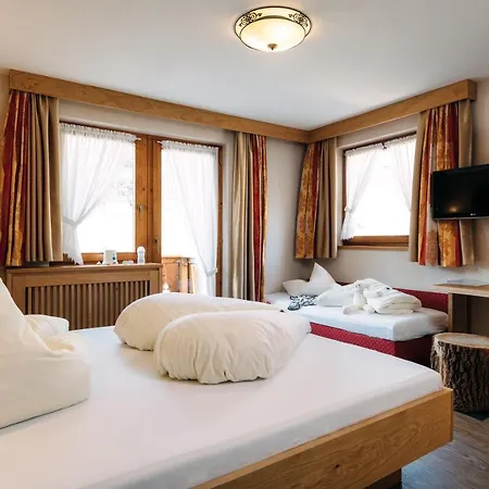 Kinderhotel Laderhof Hotel Ladis