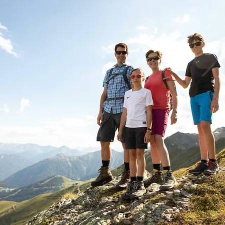 Kinderhotel Laderhof 4*